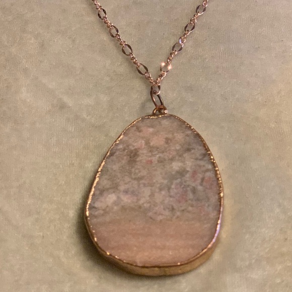 Large Quartz Pendant and Rose Gold Necklace NEW - Picture 2 of 13